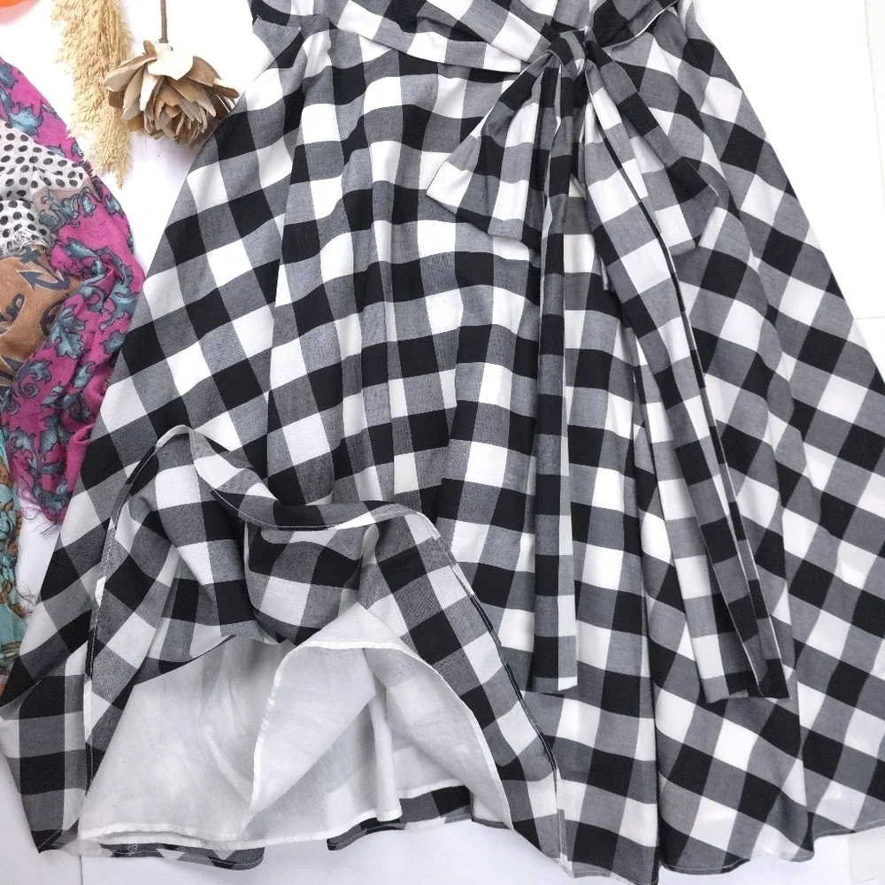 Calvin Klein Black and White Checkered Dress. Sz 6 - Picture 3 of 12